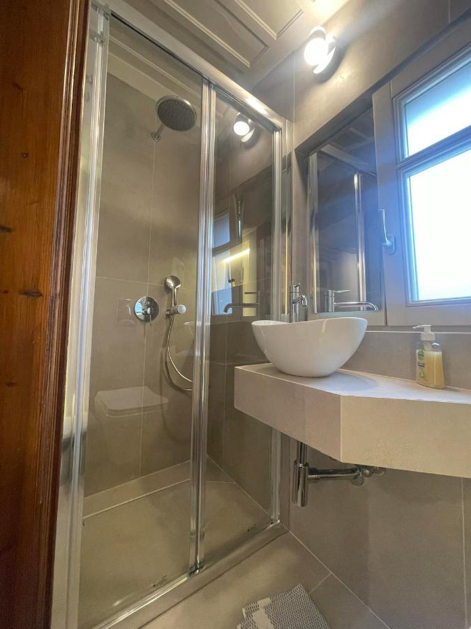 Pension Isabo Нафплион Экстерьер фото