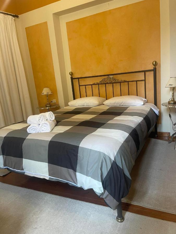 Pension Isabo Нафплион Экстерьер фото